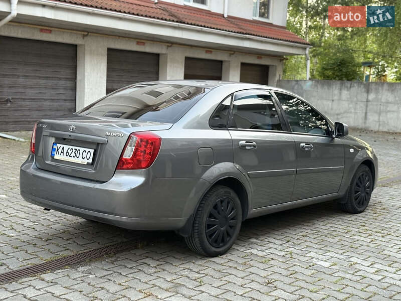 Седан Daewoo Gentra 2014 в Києві