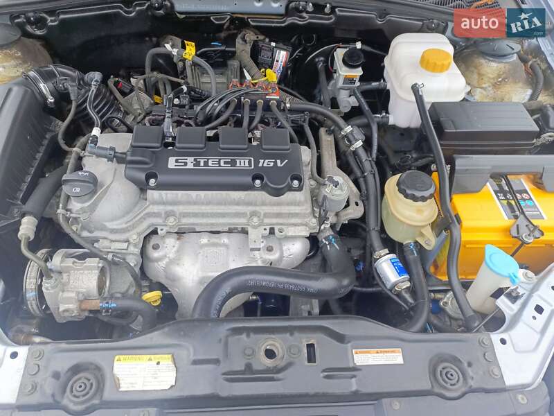 Седан Daewoo Gentra 2014 в Кременчуге