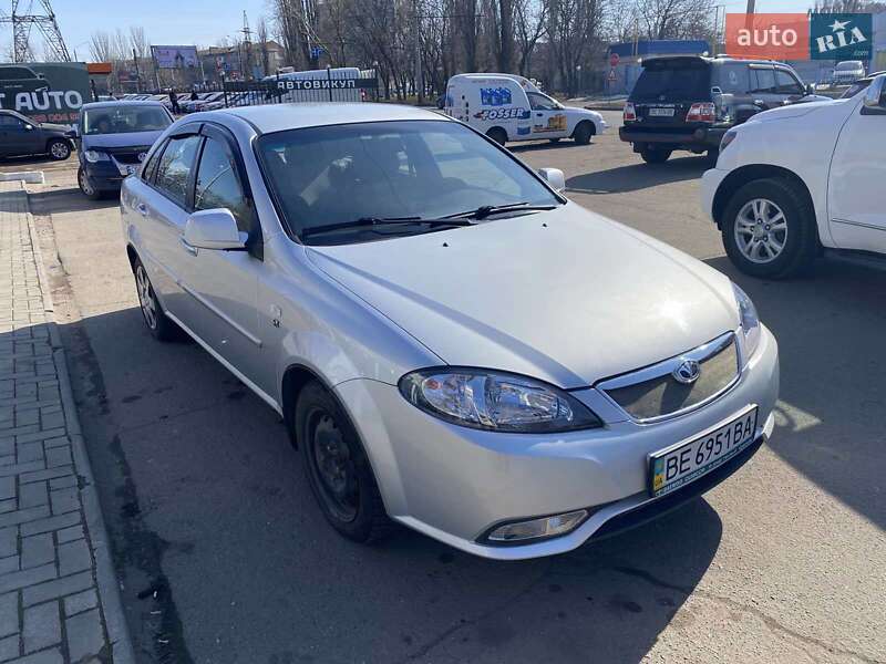 Седан Daewoo Gentra 2014 в Миколаєві