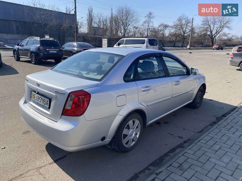 Седан Daewoo Gentra 2014 в Миколаєві