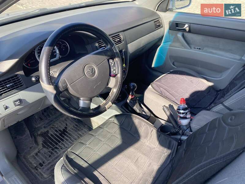 Седан Daewoo Gentra 2014 в Миколаєві
