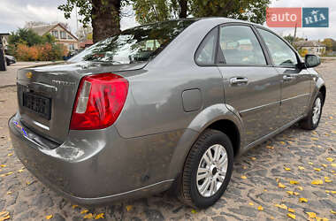 Седан Daewoo Gentra 2013 в 