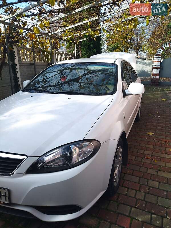 Седан Daewoo Gentra 2014 в Старокостянтинові фото 2 Седан Daewoo Gentra 2014 в Старокостянтинові