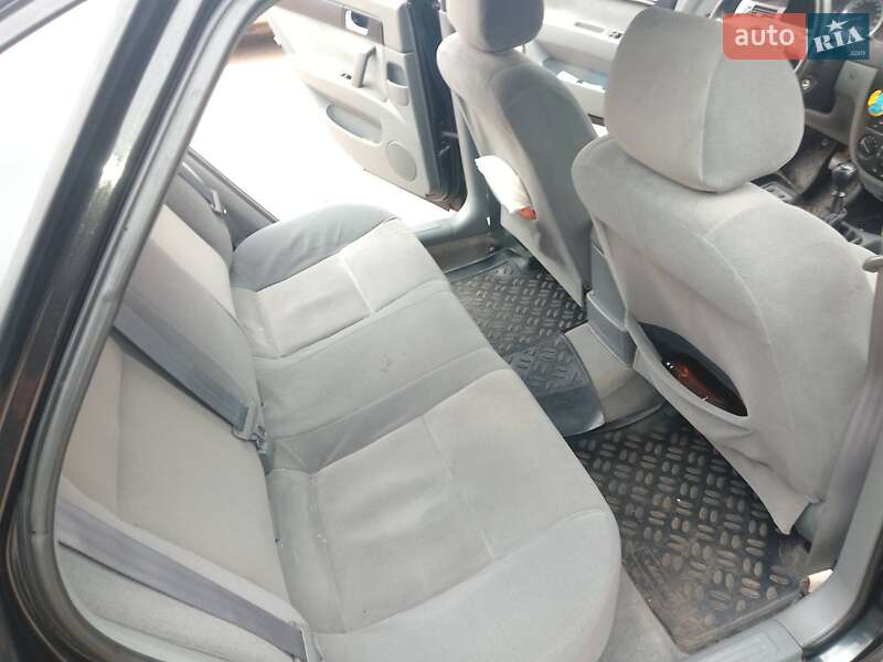 Седан Daewoo Gentra 2013 в Кривому Розі фото 11 Седан Daewoo Gentra 2013 в Кривому Розі