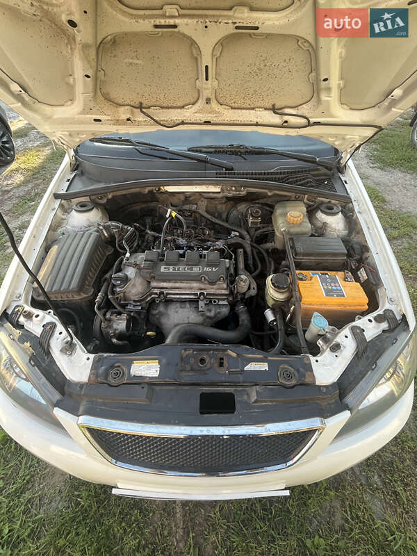 Седан Daewoo Gentra 2013 в Харькове