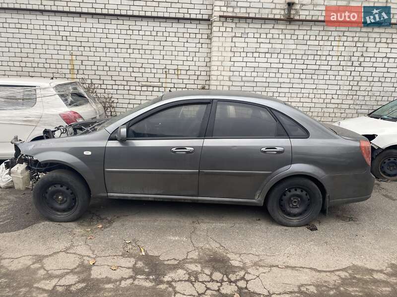 Седан Daewoo Gentra 2014 в Киеве