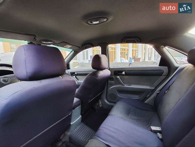 Седан Daewoo Gentra 2015 в Киеве