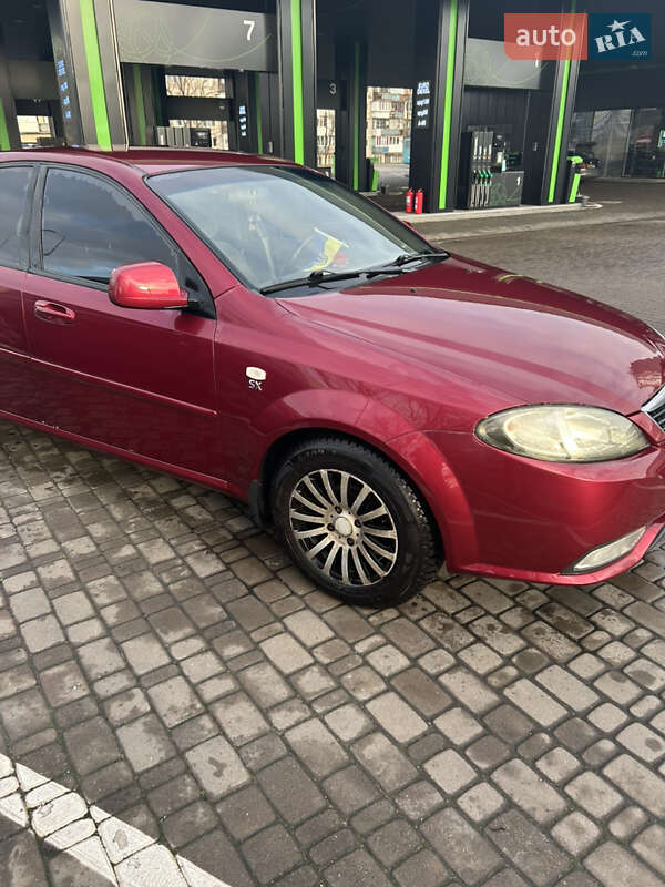 Седан Daewoo Gentra 2014 в Киеве