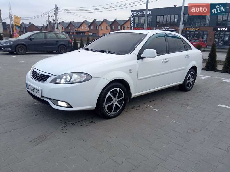 Седан Daewoo Gentra 2013 в Вінниці