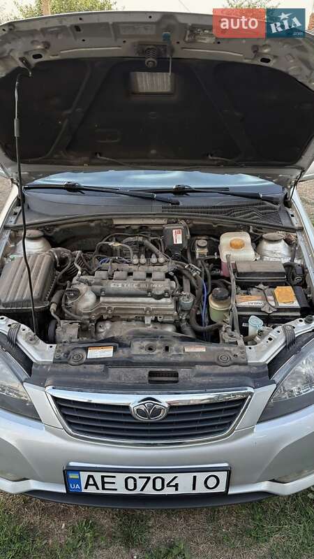 Седан Daewoo Gentra 2013 в Кривом Роге