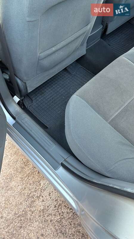 Седан Daewoo Gentra 2013 в Кривом Роге