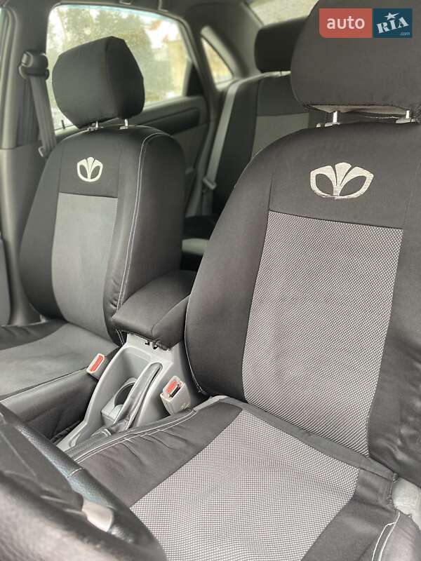 Седан Daewoo Gentra 2013 в Киеве фото 13 Седан Daewoo Gentra 2013 в Киеве