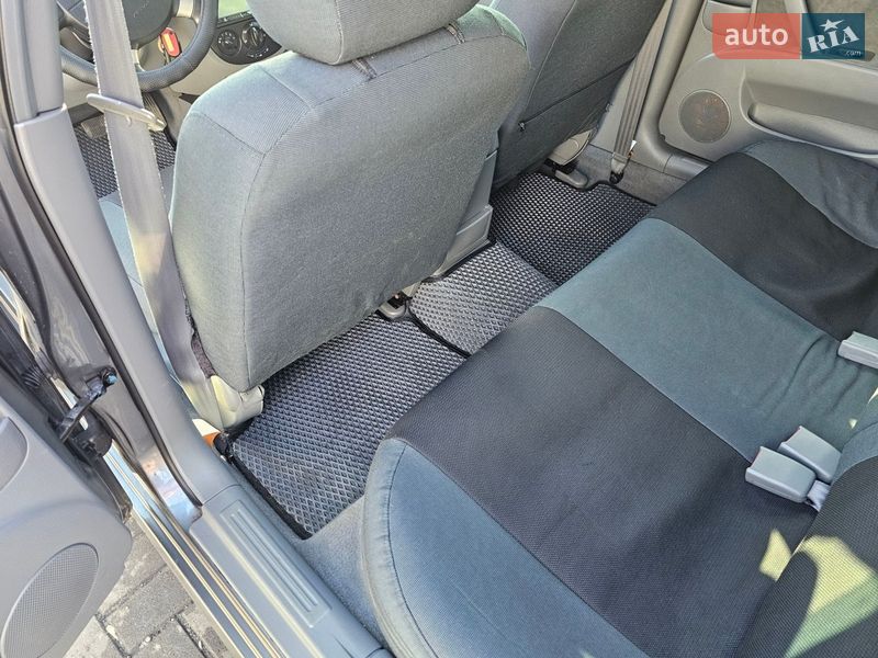 Седан Daewoo Gentra 2014 в Киеве фото 13 Седан Daewoo Gentra 2014 в Киеве