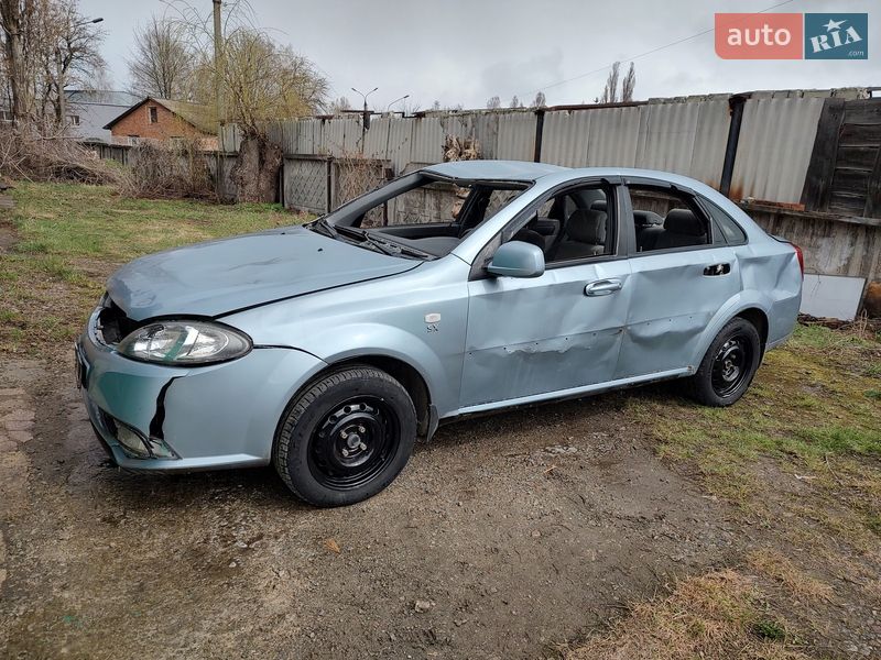 Седан Daewoo Gentra 2015 в Сумах