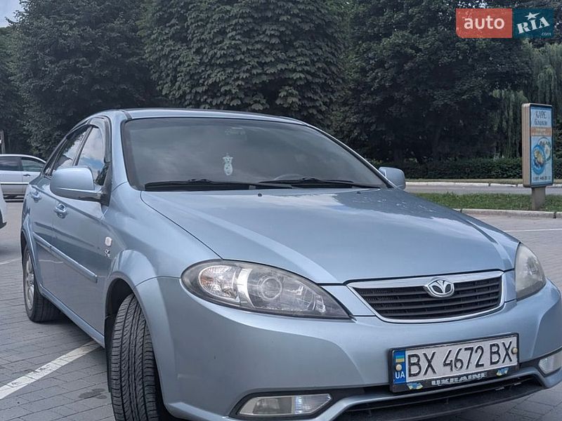 Седан Daewoo Gentra 2014 в Староконстантинове
