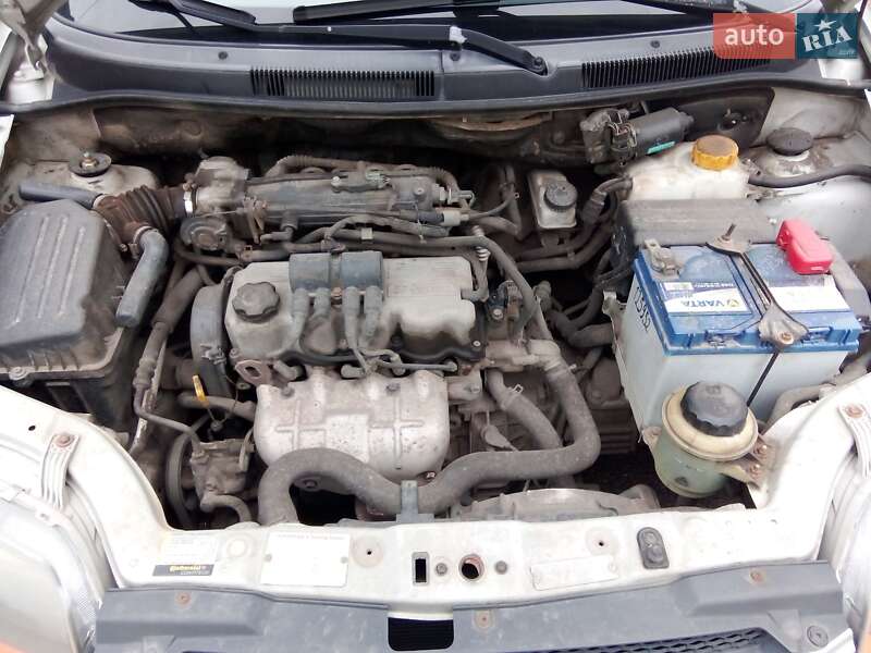 Хэтчбек Daewoo Kalos 2004 в Радивилове