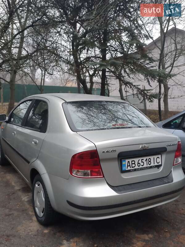 Седан Daewoo Kalos 2005 в Виннице