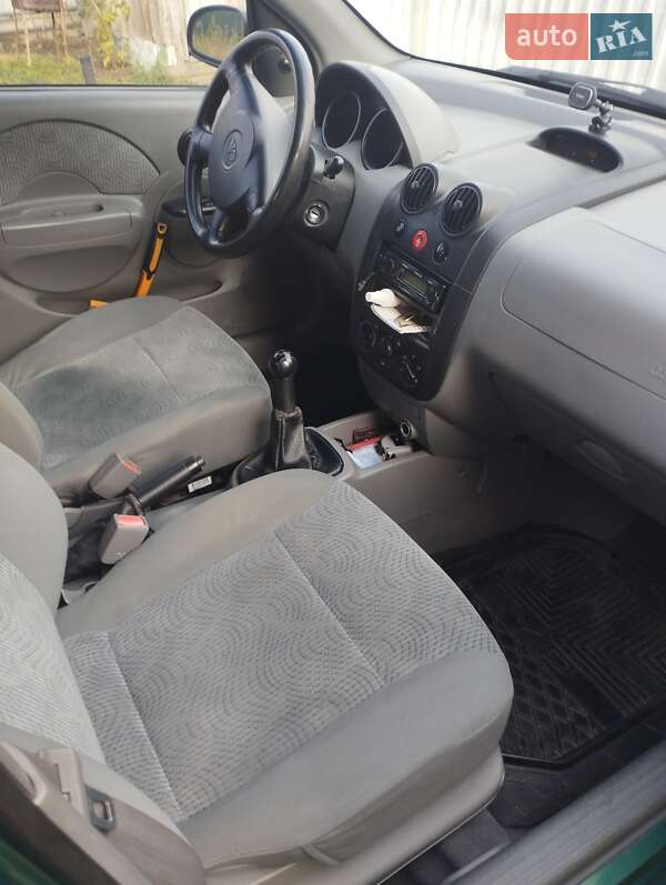 Хэтчбек Daewoo Kalos 2004 в Житомире фото 5 Хэтчбек Daewoo Kalos 2004 в Житомире