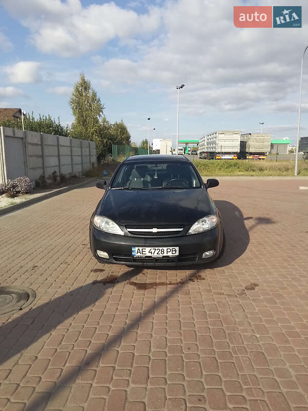 Хетчбек Daewoo Lacetti 2006 в 