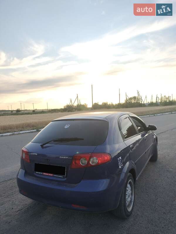 Хетчбек Daewoo Lacetti 2004 в Кропивницькому