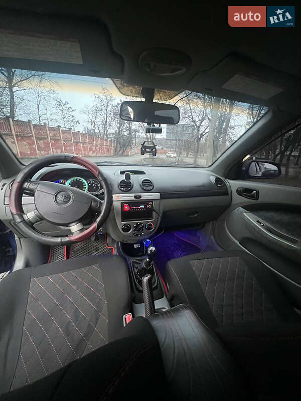 Хэтчбек Daewoo Lacetti 2004 в Кропивницком