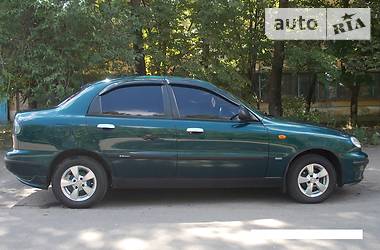 Седан Daewoo Lanos 2004 в Кривом Роге