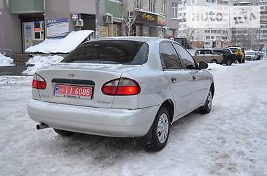 Седан Daewoo Lanos 2003 в Киеве