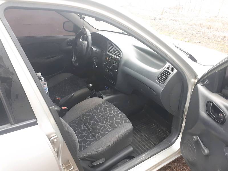 Седан Daewoo Lanos 2003 в Києві
