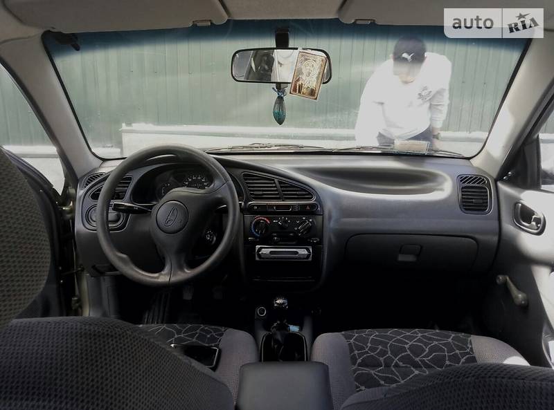 Седан Daewoo Lanos 2004 в Нетішині