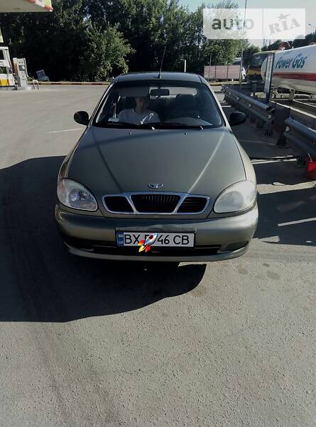 Седан Daewoo Lanos 2004 в Нетішині