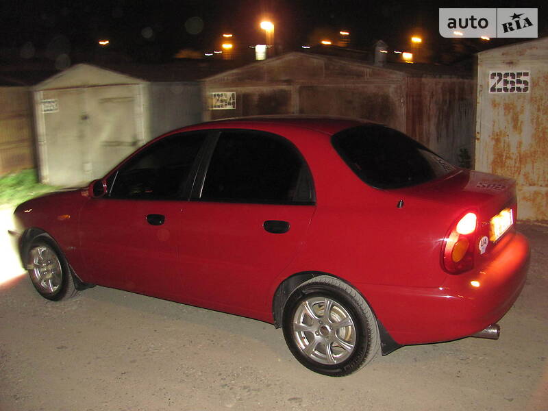 Седан Daewoo Lanos 2006 в Чернівцях