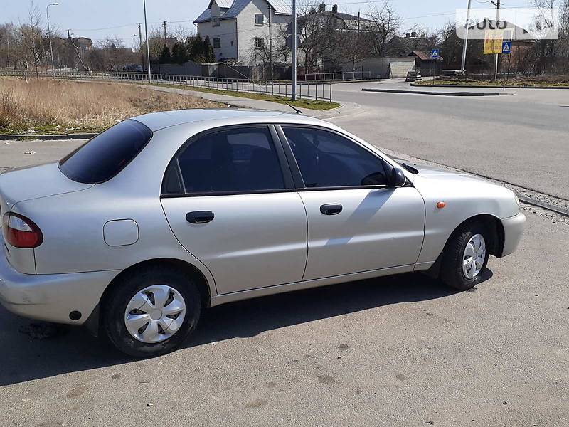 Седан Daewoo Lanos 2005 в Львові