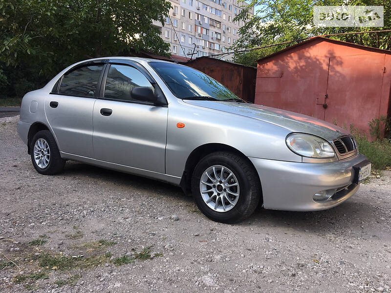 Седан Daewoo Lanos 2005 в Мариуполе