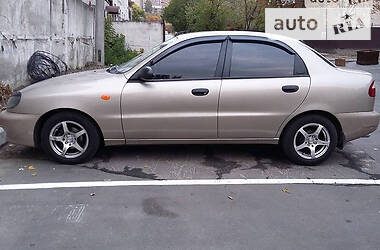 Седан Daewoo Lanos 2008 в Покровську