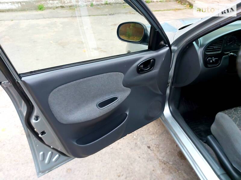 Седан Daewoo Lanos 2006 в Никополе