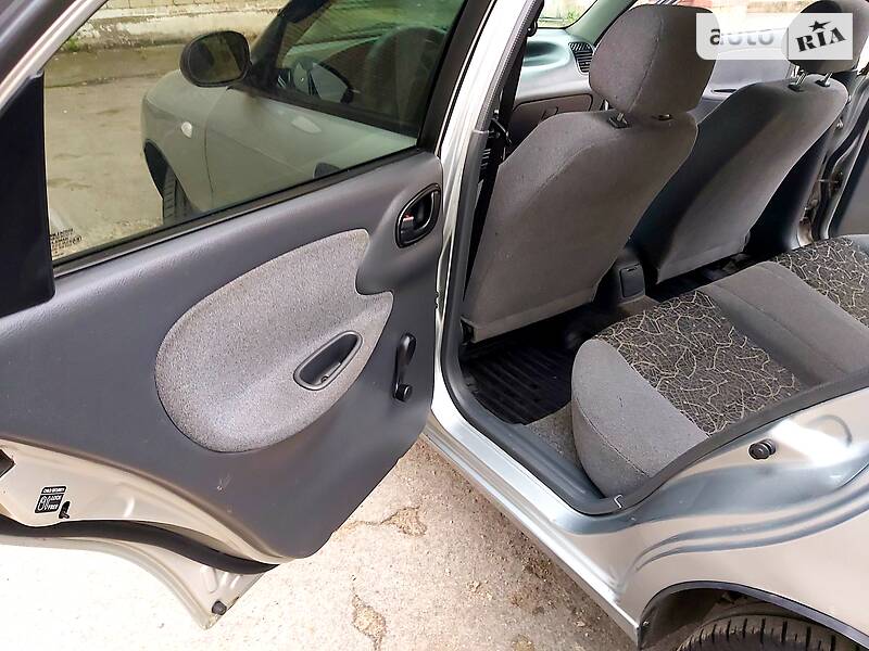 Седан Daewoo Lanos 2006 в Никополе