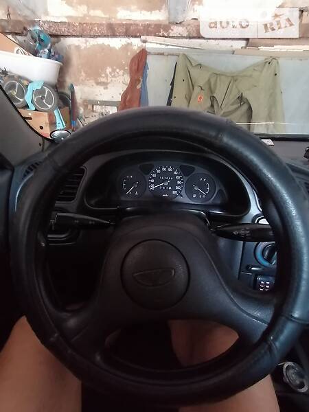 Седан Daewoo Lanos 2002 в Кривом Роге