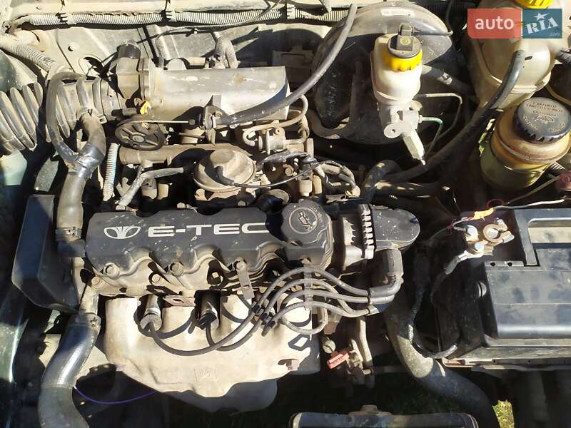 Седан Daewoo Lanos 1998 в Ивано-Франковске