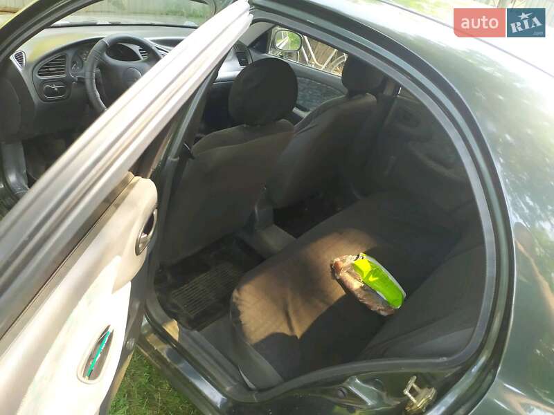 Седан Daewoo Lanos 1998 в Ивано-Франковске