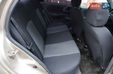Хэтчбек Daewoo Lanos 2004 в 