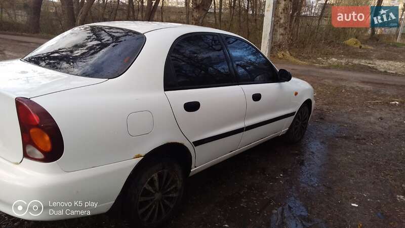 Седан Daewoo Lanos 2005 в Харкові