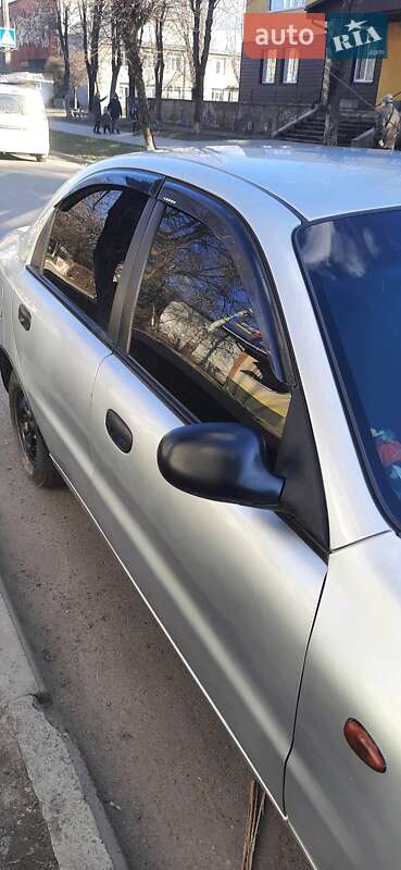Седан Daewoo Lanos 2007 в Калуші