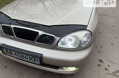 Седан Daewoo Lanos 2004 в Киеве