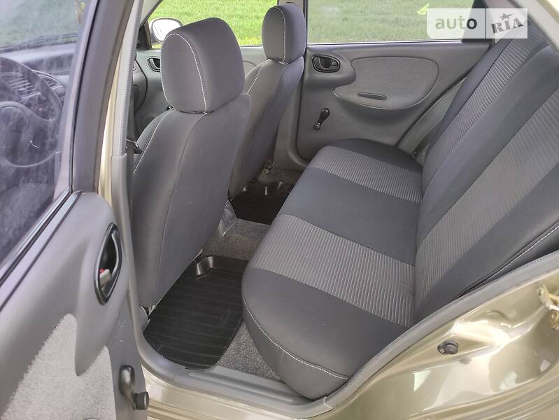 Седан Daewoo Lanos 2005 в Тернополі