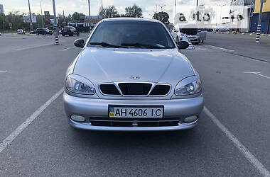 Седан Daewoo Lanos 2001 в Днепре