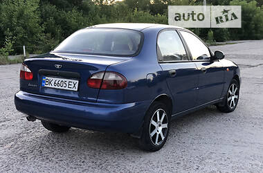 Седан Daewoo Lanos 2008 в Ровно