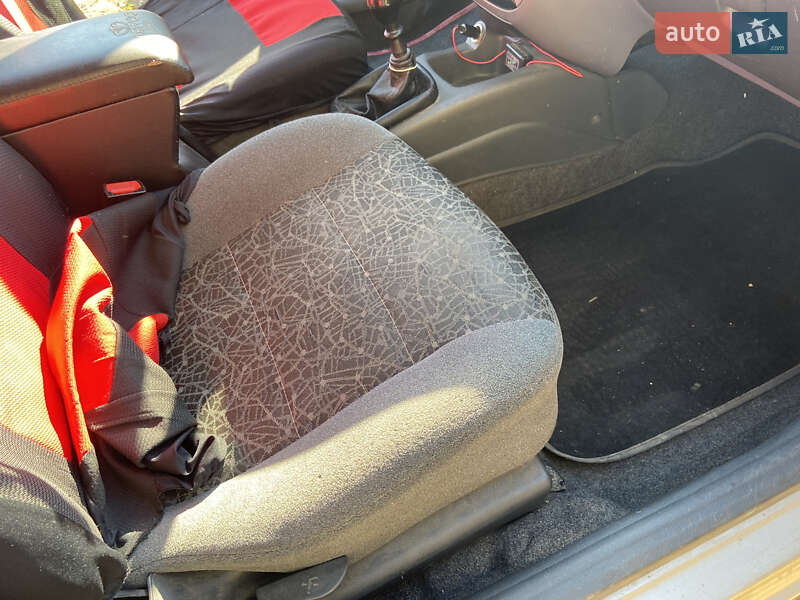 Седан Daewoo Lanos 2005 в Днепре