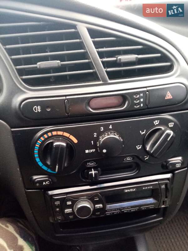 Седан Daewoo Lanos 1998 в Черкассах