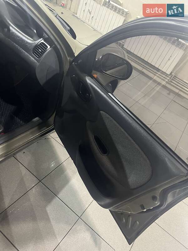 Седан Daewoo Lanos 2006 в Олександрії фото 11 Седан Daewoo Lanos 2006 в Олександрії