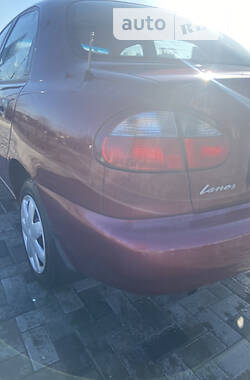Седан Daewoo Lanos 1998 в Запорожье